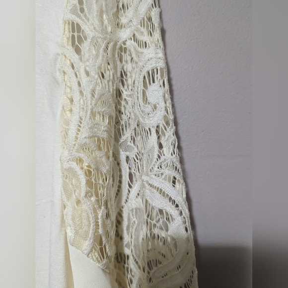 Joseph A. Renaissance Blouse - Picture 3 of 9